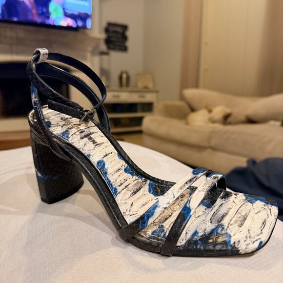 Gianni Bini Snake Skin Strappy Heels - Size 6 - Picture 4 of 5